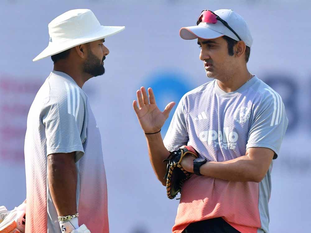 बेटिंग–बोलिंग दोनों में बुरा हाल! टीम इंडिया की गिरती हालत पर उठे बड़े सवाल