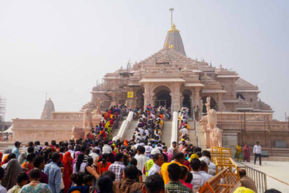 अयोध्या में भव्य ध्वजारोहण: वनवासी क्षेत्रों के संत समाज को मिलेगा खास सम्मान