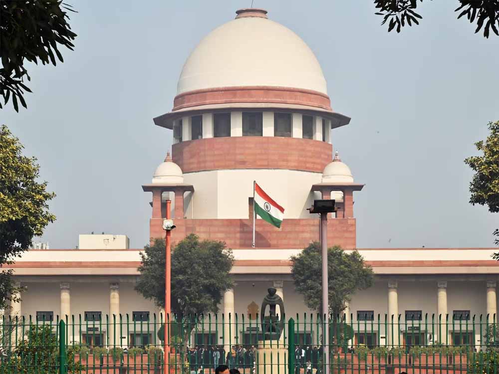 हाईकोर्ट की सख़्ती से बढ़ी परेशानी: 600 परिवारों पर बेदखली का साया, वक्फ बोर्ड सुप्रीम कोर्ट पहुँचा