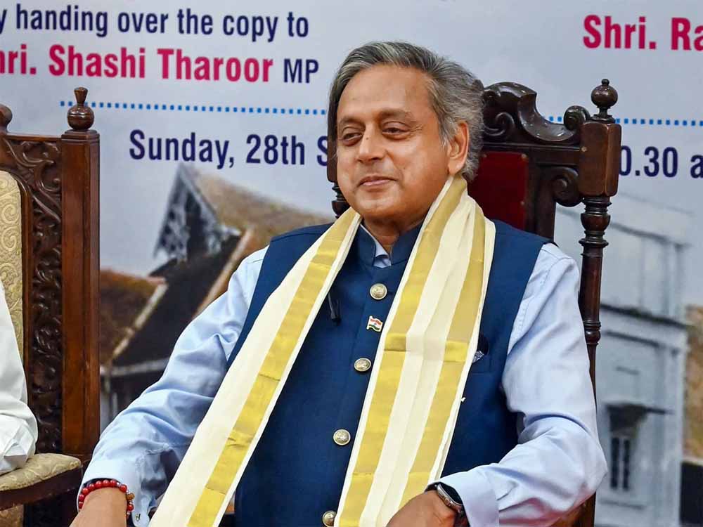 शशि थरूर बोले- ‘सच्चाई से कोई समझौता नहीं’ आडवाणी की प्रशंसा पर उठे सवालों का दिया करारा जवाब