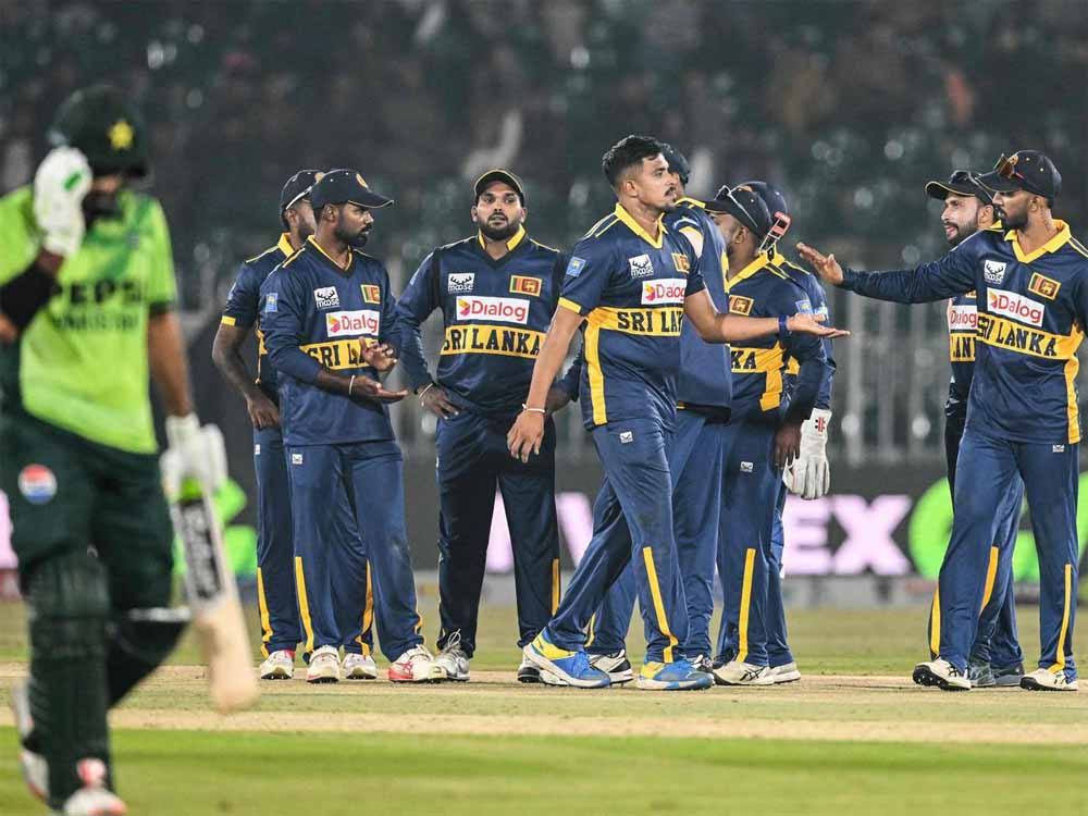 आत्मघाती विस्फोट से दहला श्रीलंका, क्रिकेट टीम की सुरक्षा पर कड़ा पहरा