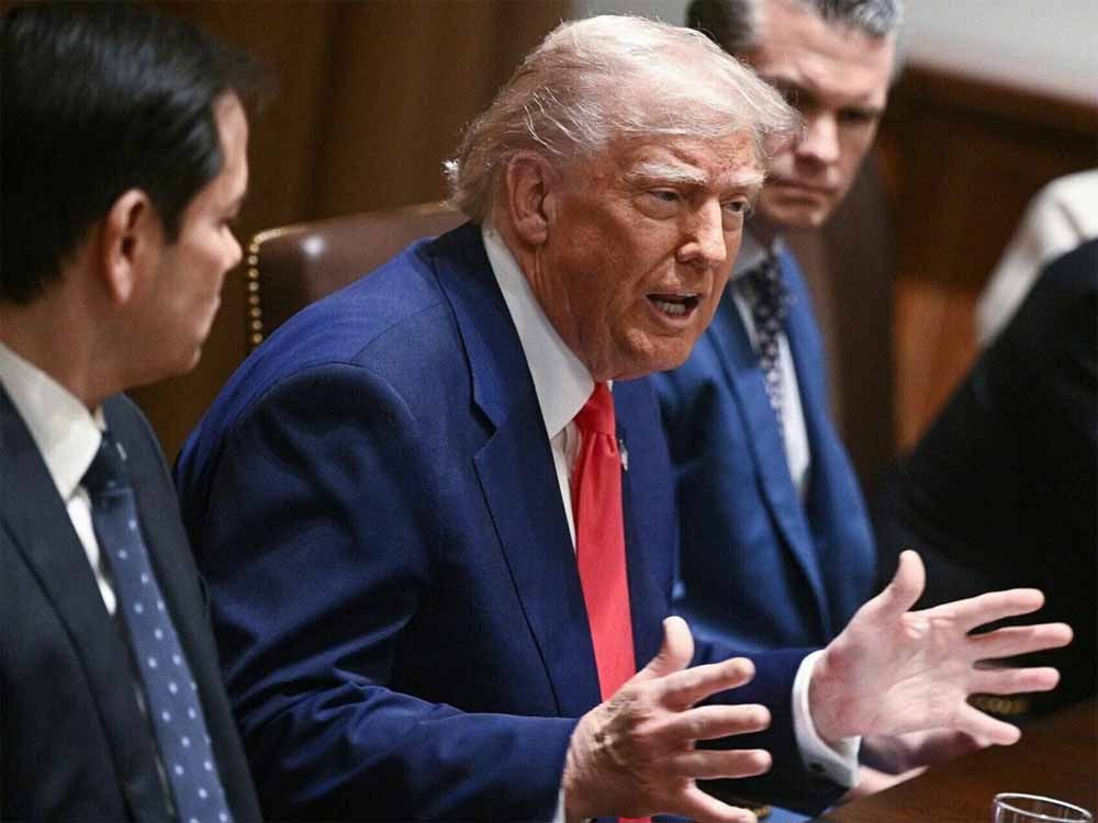 डोनाल्ड ट्रंप की पहल: हमास से छूटे यहूदियों का किया सम्मान, दी भावनात्मक सौगात