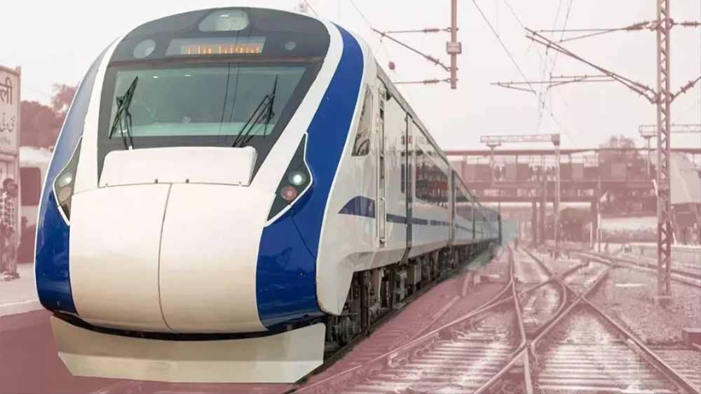 PM मोदी से खजुराहो को तोहफा: वाराणसी-खजुराहो वंदे भारत ट्रेन जल्द पटरी पर दौड़ेगी