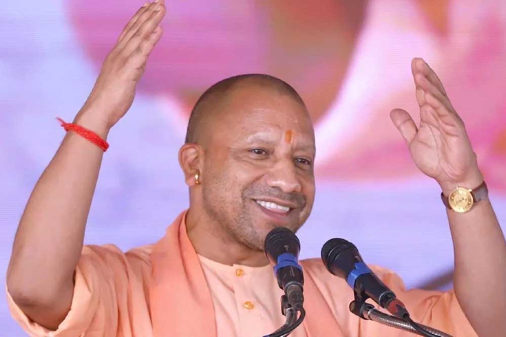 योगी आदित्यनाथ ने लखीसराय से एनडीए प्रत्याशी एवं बिहार के उपमुख्यमंत्री विजय कुमार सिन्हा के समर्थन में जनसभा को किया संबोधित