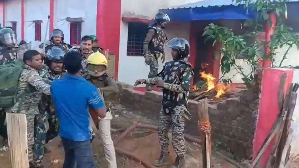 धर्मांतरण के बाद अंतिम संस्कार पर उठा विवाद थमा, बड़े तेवड़ा मामले में सरपंच का खुलासा