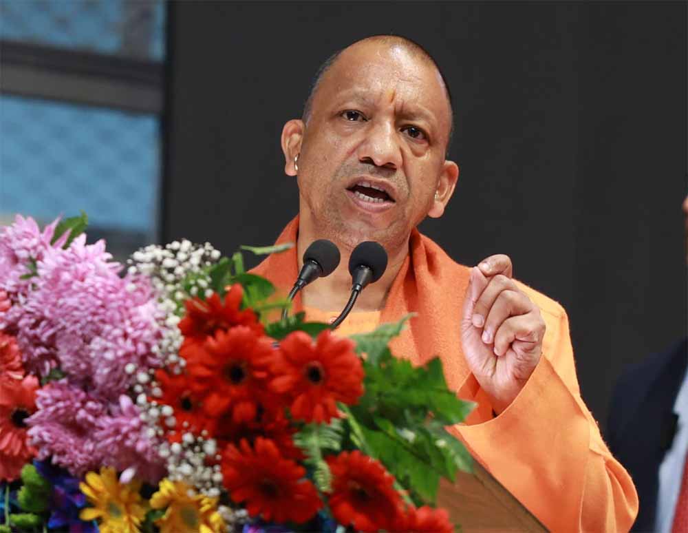 मुख्यमंत्री योगी आदित्यनाथ ने बांग्लोदश की घटना पर विपक्ष के मौन होने पर किया करारा प्रहार