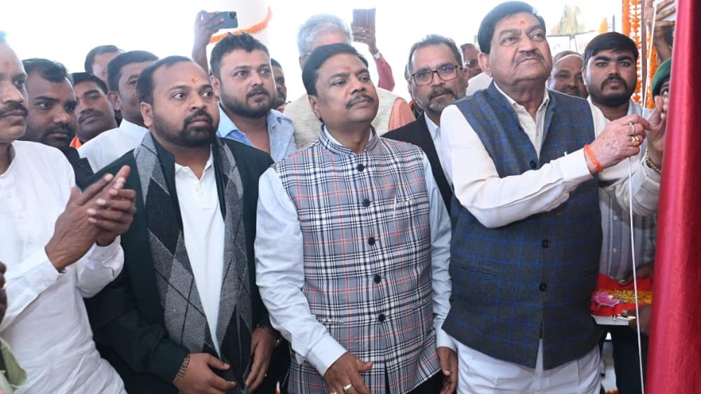 रायपुर: गिधवा-परसदा में बनेगा देश का प्रमुख पक्षी संरक्षण केंद्र, वन मंत्री केदार कश्यप की घोषणा