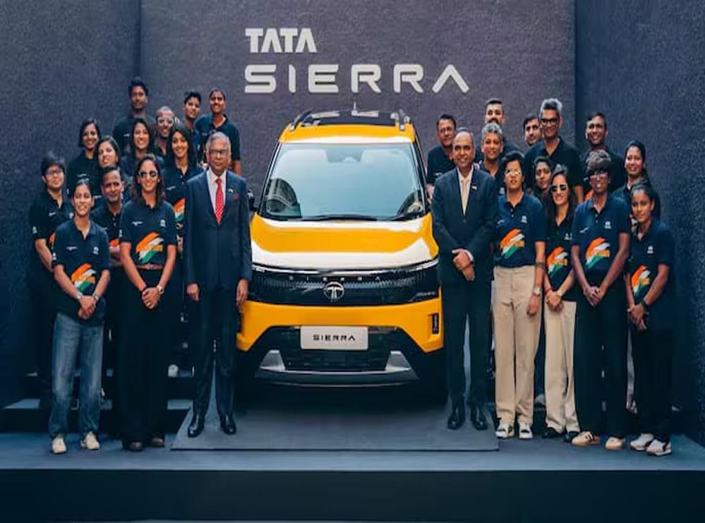 खेल और गर्व का संगम: TATA ने विजेता बेटियों को दी SIERRA कार