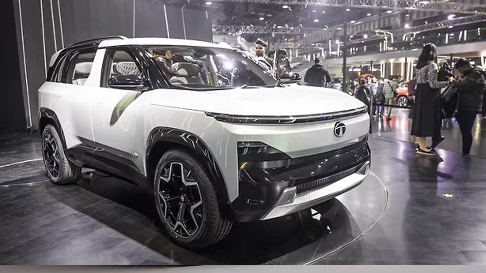 Tata Motors की Tata Sierra के दीवाने हुए लोग, एडवांस बुकिंग का धमाका