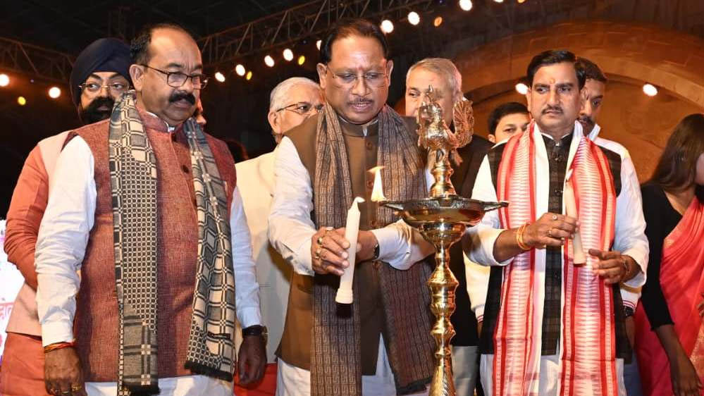 राज्य सरकार युवाओं को शिक्षा, रोजगार और खेल सहित हर क्षेत्र में आगे बढ़ाने के लिए प्रतिबद्ध: मुख्यमंत्री  विष्णुदेव साय