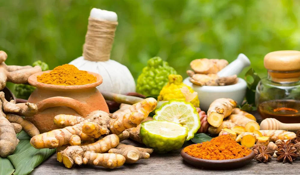 इंदौर में आयुर्वेदिक कॉलेज ने 220 कैंसर मरीजों को दी ओजोन थेरेपी, स्वास्थ्य में सुधार