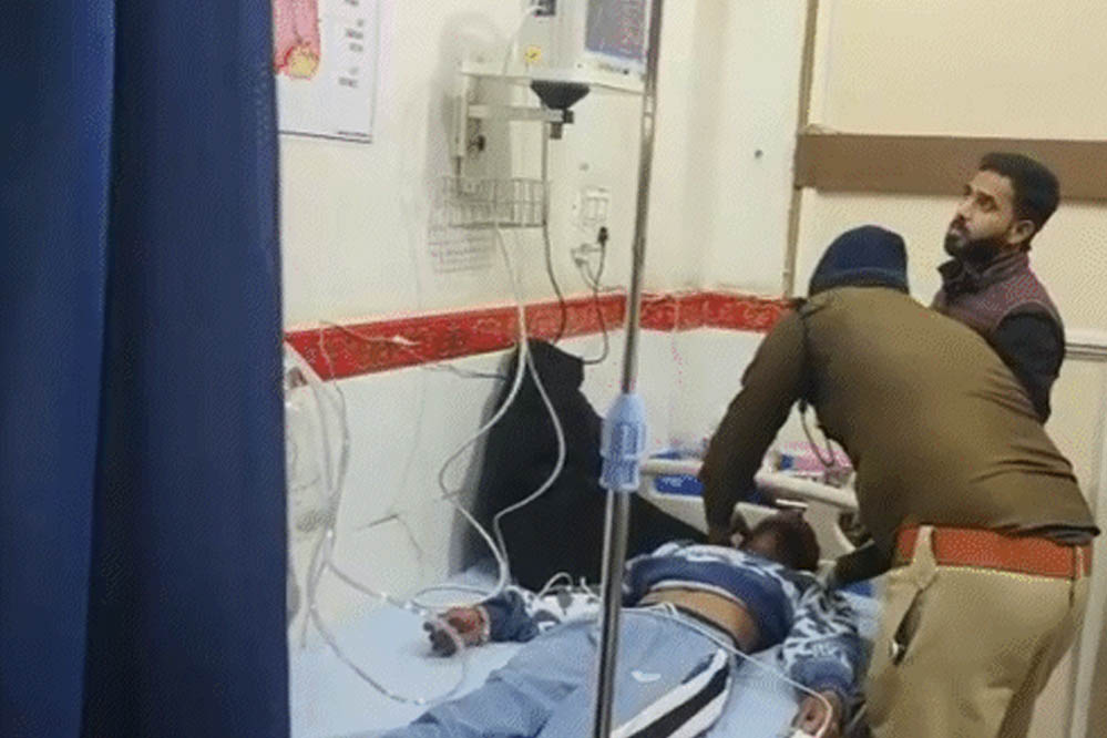 नागदा में टीआई की बहादुरी, फंदे से लटके युवक को सीपीआर देकर बचाई जान, VIDEO; स्वस्थ होकर अस्पताल से निकला