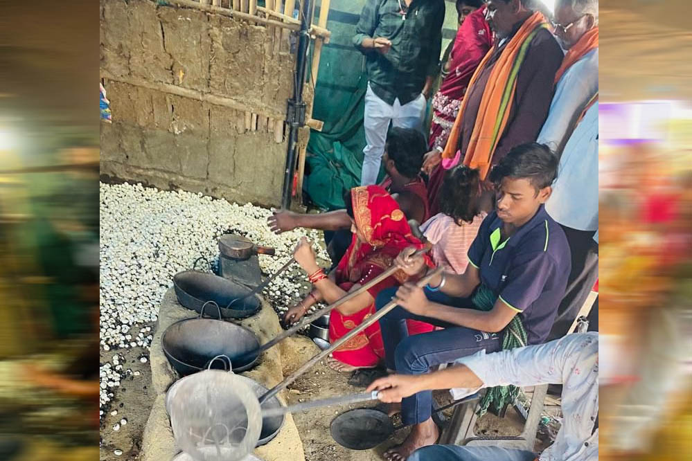 डबरी से समृद्धि तकः धमतरी की महिलाओं ने मखाना खेती में देखी आर्थिक आत्मनिर्भरता की नई राह