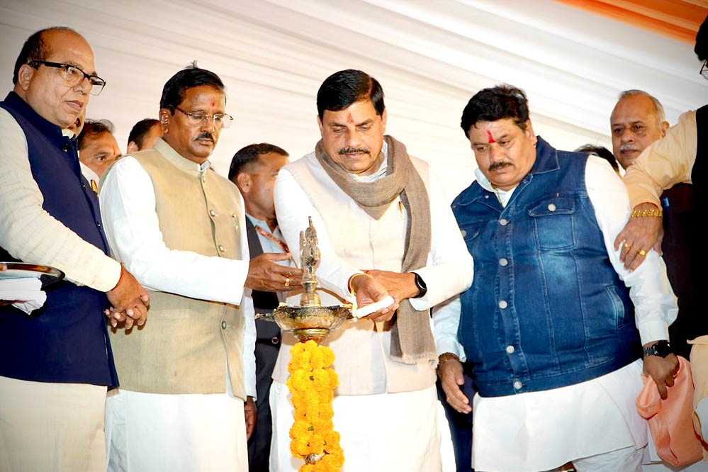 सरकार, प्रशासन और समाज मिलकर बनाएंगे सिंहस्थ को भव्य, दिव्य और ऐतिहासिक आयोजन: मुख्यमंत्री डॉ. यादव