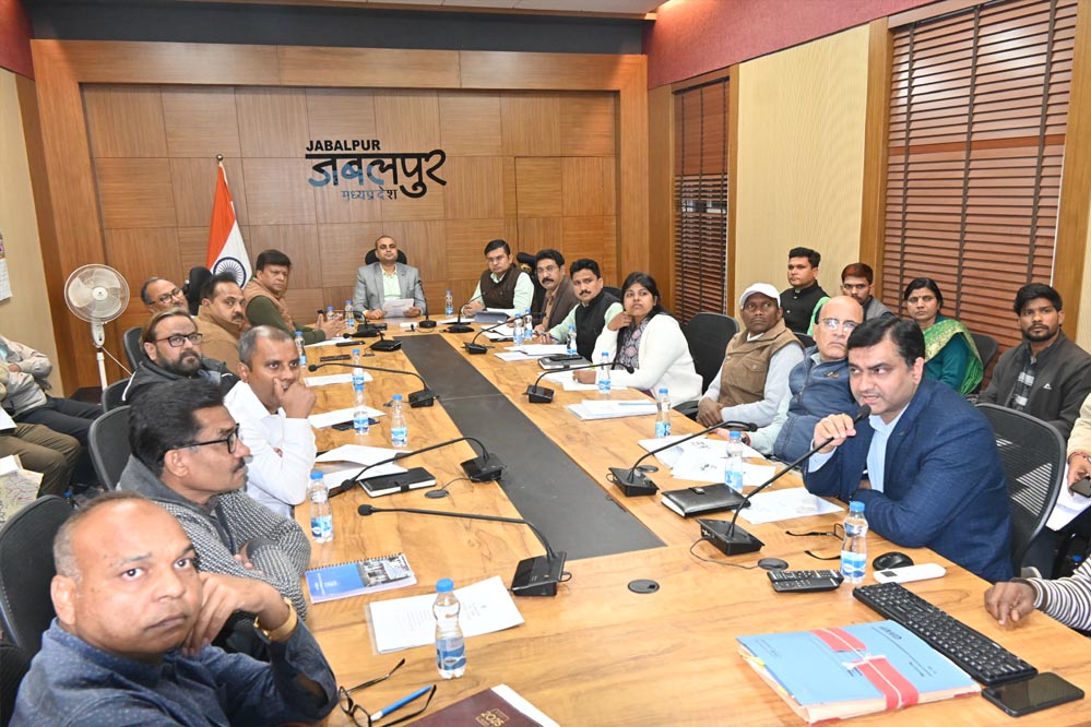 कलेक्टर बोले—उद्योगों की जरूरतें ध्यान में रखते हुए आईटीआई में नये कोर्स शुरू हों