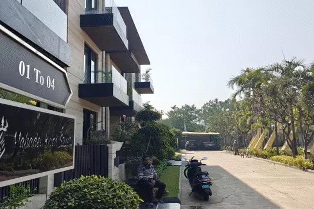 लोहा व्यापारियों पर IT की बड़ी कार्रवाई: रायपुर और आसपास के जिलों में रेड, घर-दफ्तर-प्लांट सभी जांच में