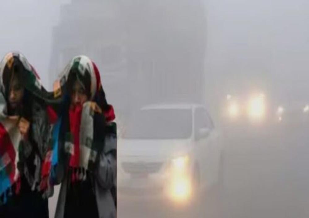 उमरिया में 4.8 डिग्री तापमान, मध्य प्रदेश के 24 शहरों में 10 डिग्री से कम पारा, ठिठुरते लोग