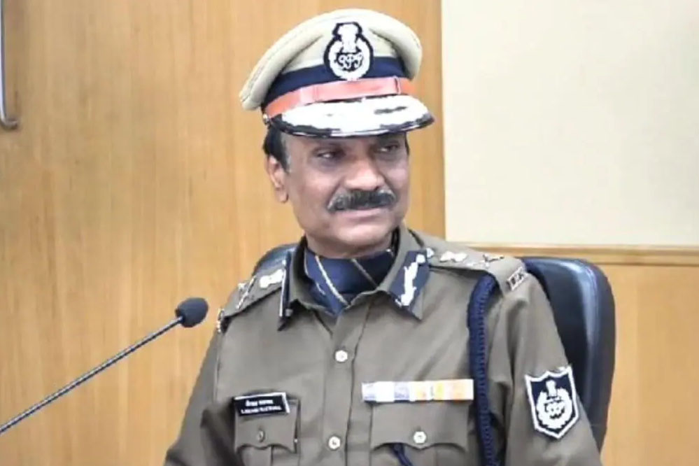 नए साल से पहले मध्यप्रदेश में मंदिरों की सुरक्षा चाक-चौबंद, DGP कैलाश मकवाना के आदेश