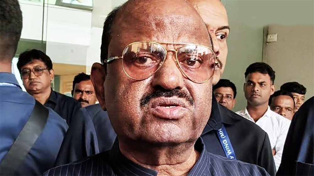 ‘यह जानलेवा लापरवाही है’ — मेस्सी इवेंट कराने वालों पर सख्त हुए राज्यपाल आनंदबोस