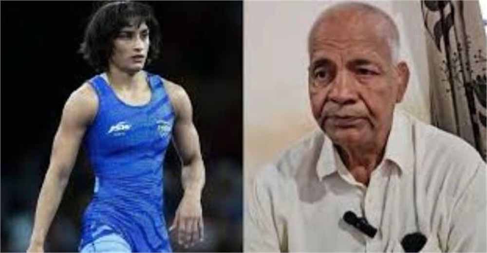संन्यास से वापसी पर विनेश फोगाट को मिला पिता का साथ, महावीर फोगाट ने कही ये अहम बात