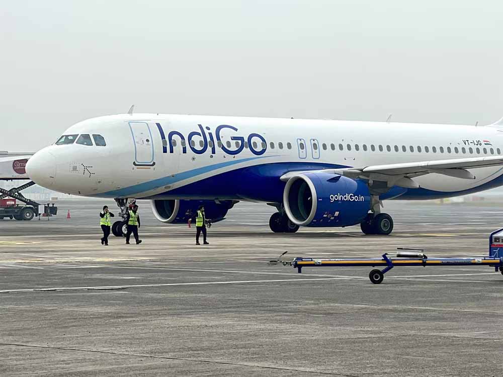 पायलटों के अवकाश नियमों में ढील: DGCA के फैसले से इंडिगो की उड़ान पर मंडरा रहा संकट होगा कम?