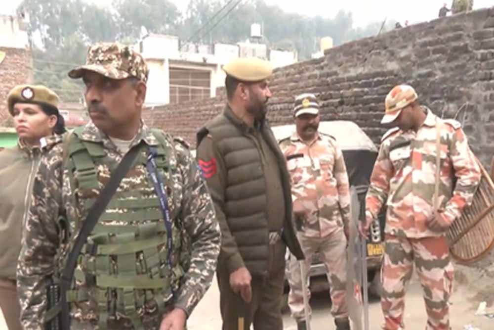 आतंक समर्थकों पर शिकंजा: जम्मू-कश्मीर में 150+ ओवर ग्राउंड वर्कर्स गिरफ्तार/हिरासत में