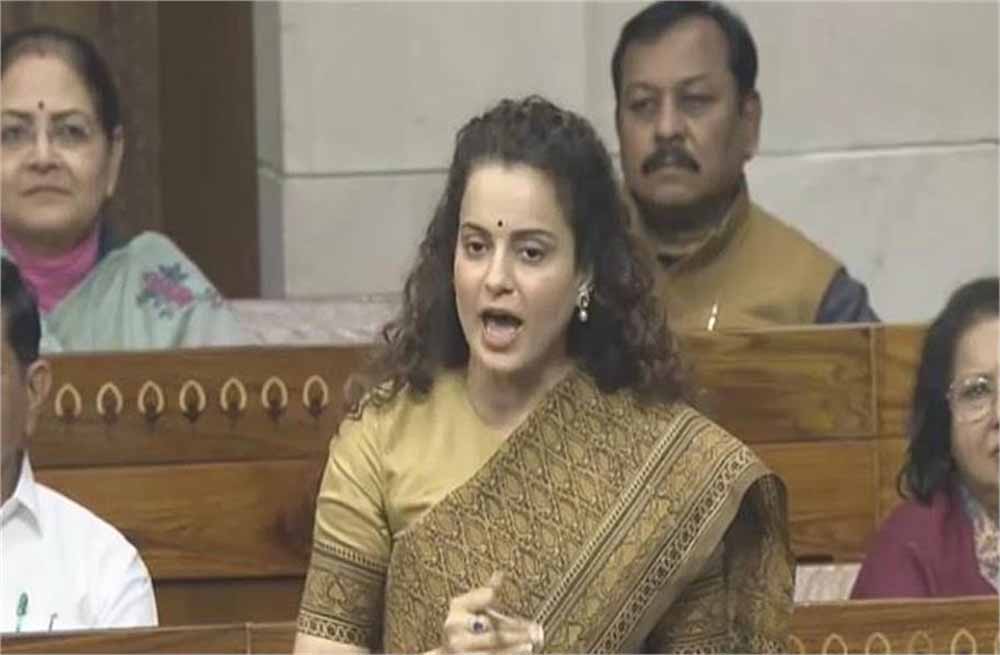 लोकसभा में कंगना का हंगामा: विपक्ष पर सीधे आरोप—‘बैलट बॉक्स उठाकर भाग जाते थे’