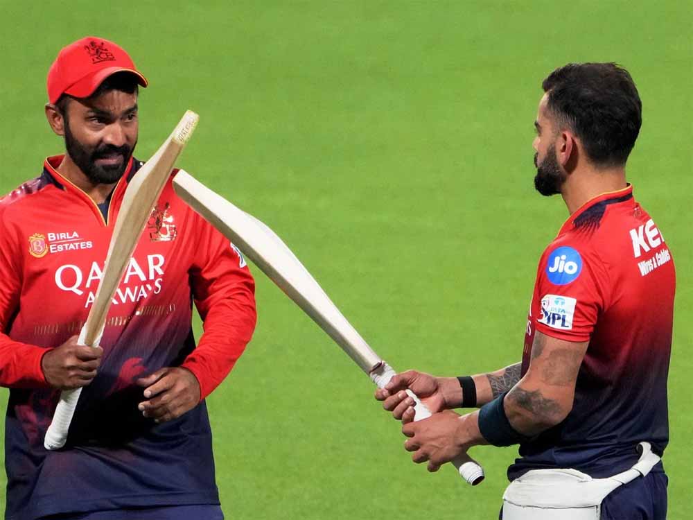 दबाव के पलों में चमकते हैं विराट कोहली, बड़े मौके ही उन्हें सबसे ज़्यादा पसंद हैं: दिनेश कार्तिक