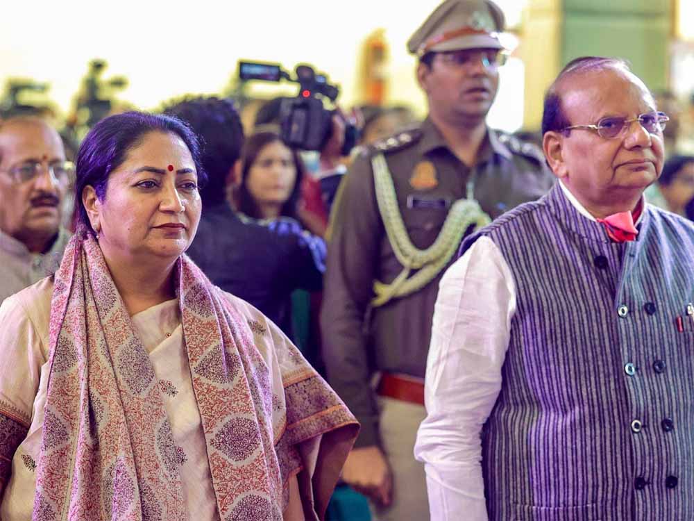 क्या बदलने वाला है दिल्ली का मुख्यमंत्री? LG के पत्र पर AAP ने खेली चौंकाने वाली चाल