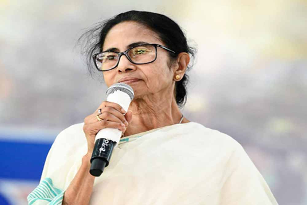 ममता का संदेश: नफरत की राजनीति पर वार, बोलीं—‘लड़ाई अभी खत्म नहीं हुई’