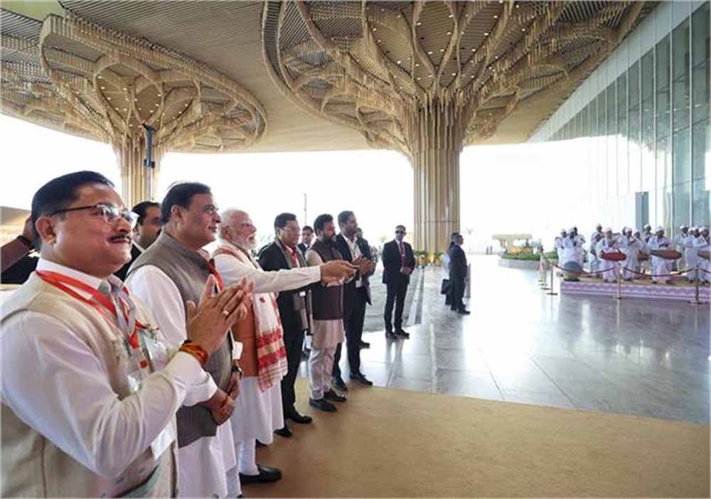 पूर्वोत्तर को नई उड़ान: गुवाहटी में 4000 करोड़ रुपये के अत्याधुनिक एयरपोर्ट टर्मिनल का PM मोदी ने किया लोकार्पण
