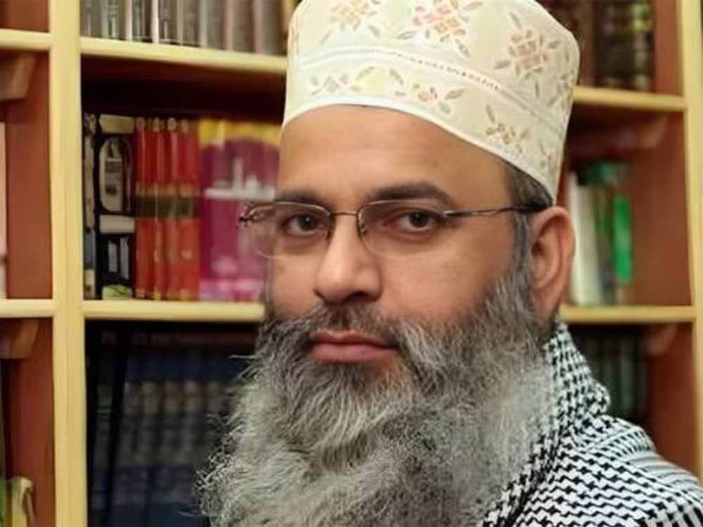 विदेश से चल रहा था मदरसा नेटवर्क? लंदन में बसे आजमगढ़ के मौलाना पर ED का शिकंजा