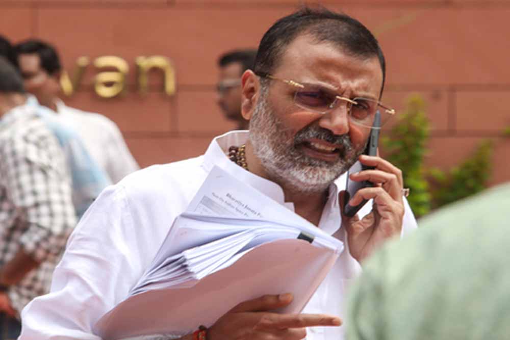 भाजपा सांसद निशिकांत दुबे का तीखा हमला: वोट चोरी तो कांग्रेस की पहचान बताया