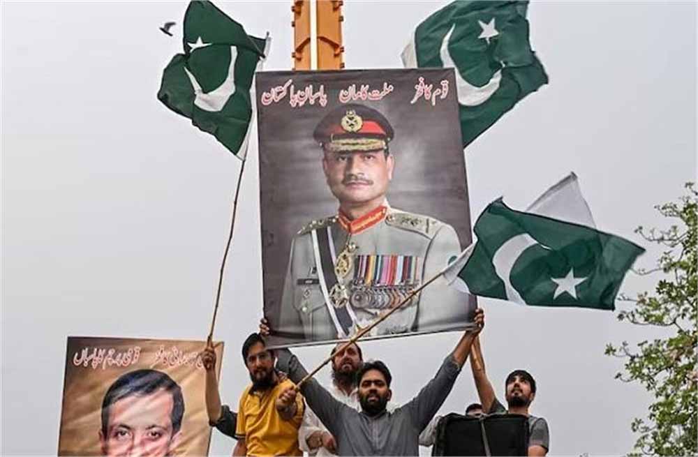 टुकड़े-टुकड़े होने की आशंका! विशेषज्ञ बोले—पाकिस्तान फिर चला 1971 वाले रास्ते पर