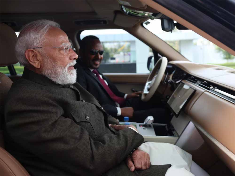 डिप्लोमेसी में अपनापन: इथियोपिया पहुंचे पीएम मोदी, PM अली ने एयरपोर्ट से होटल तक खुद कार चलाकर किया स्वागत