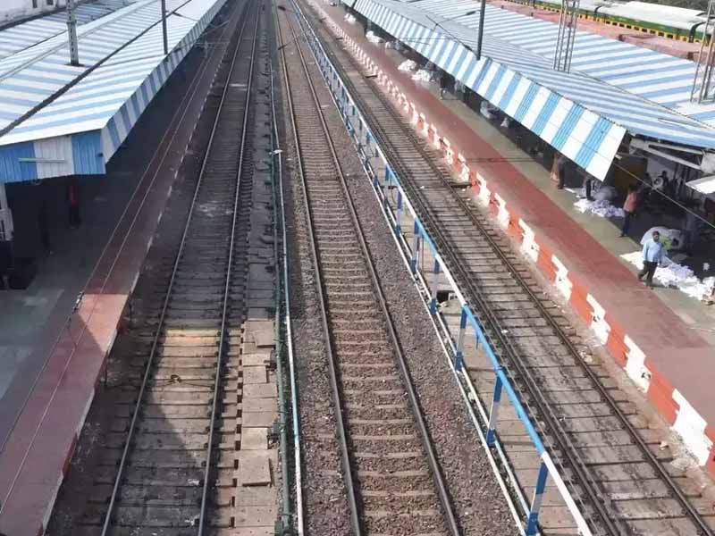 रेल नेटवर्क का बड़ा विस्तार: महाराष्ट्र में 38 परियोजनाओं के लिए ₹89,780 करोड़ मंजूर