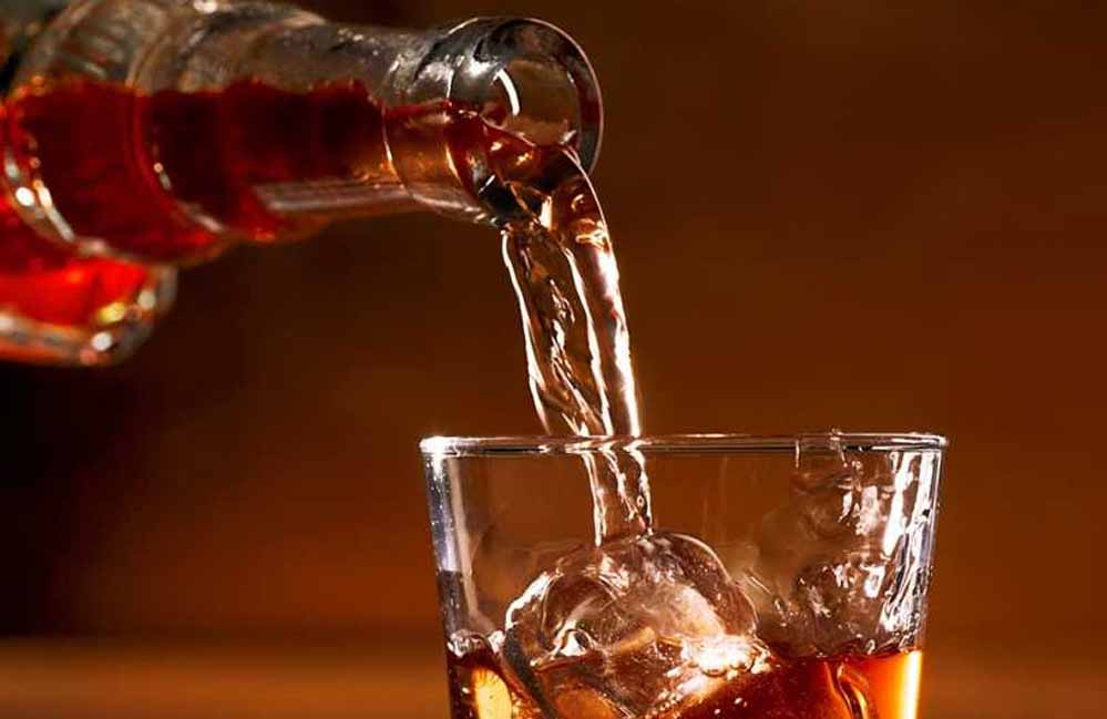 500 रुपए में घर पर बार खोलने का मौका, भोपाल में नए साल के लिए जारी होम बार लाइसेंस