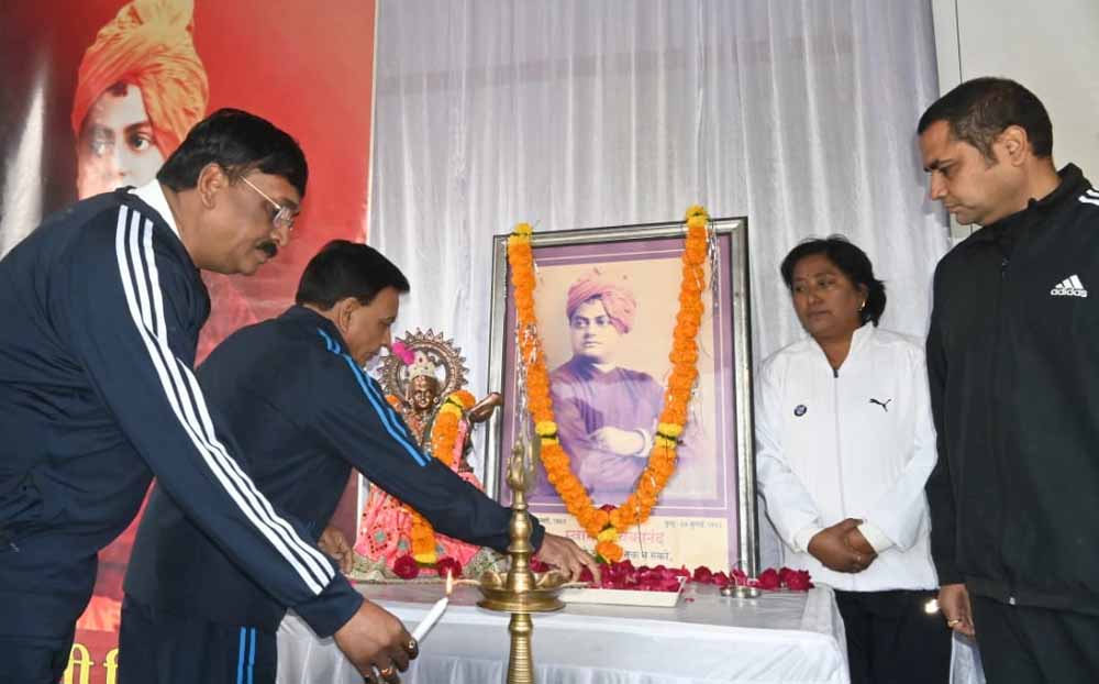 योग शारीरिक व्यायाम ही नहीं वैज्ञानिक प्रक्रिया भी है : उप मुख्यमंत्री देवड़ा