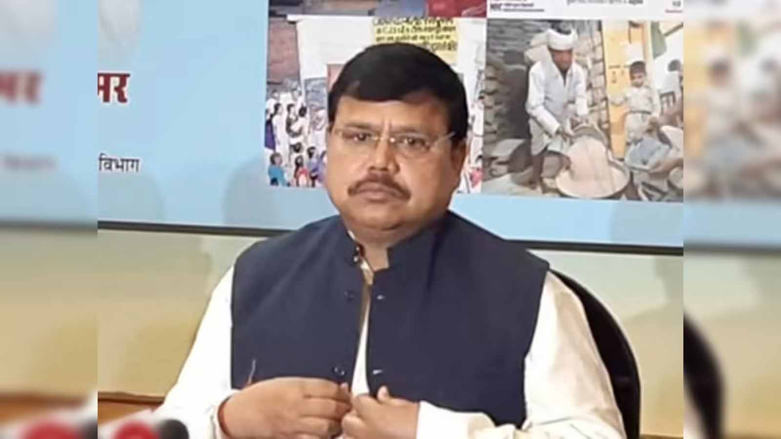 समाधान योजना के क्रियान्वयन में कोताही नहीं चलेगी: ऊर्जा मंत्री तोमर