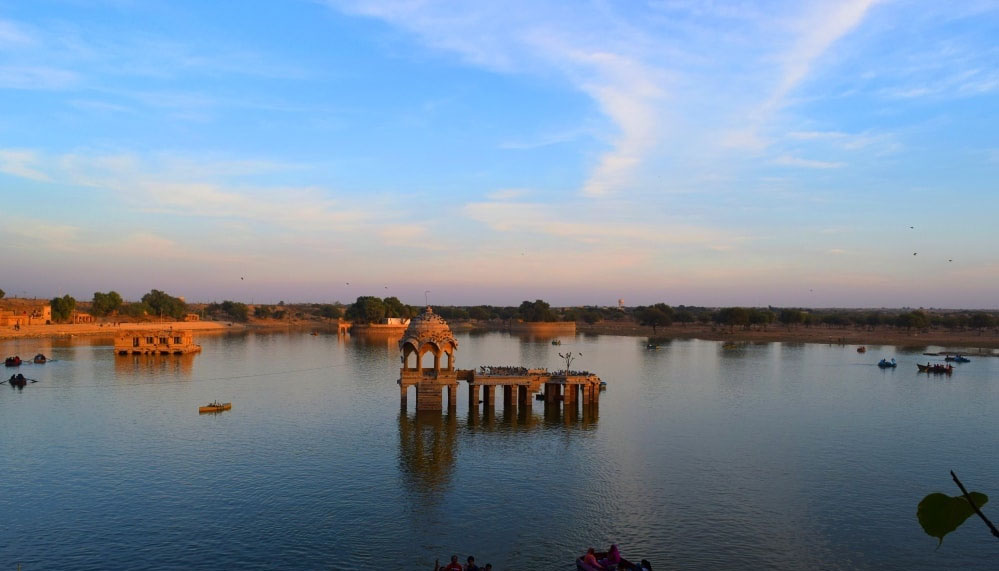जैसलमेर में हेलीबोर्न सर्वे से सामने आई खुशखबरी, 64 स्थानों पर मिलेंगे भूजल के भंडार