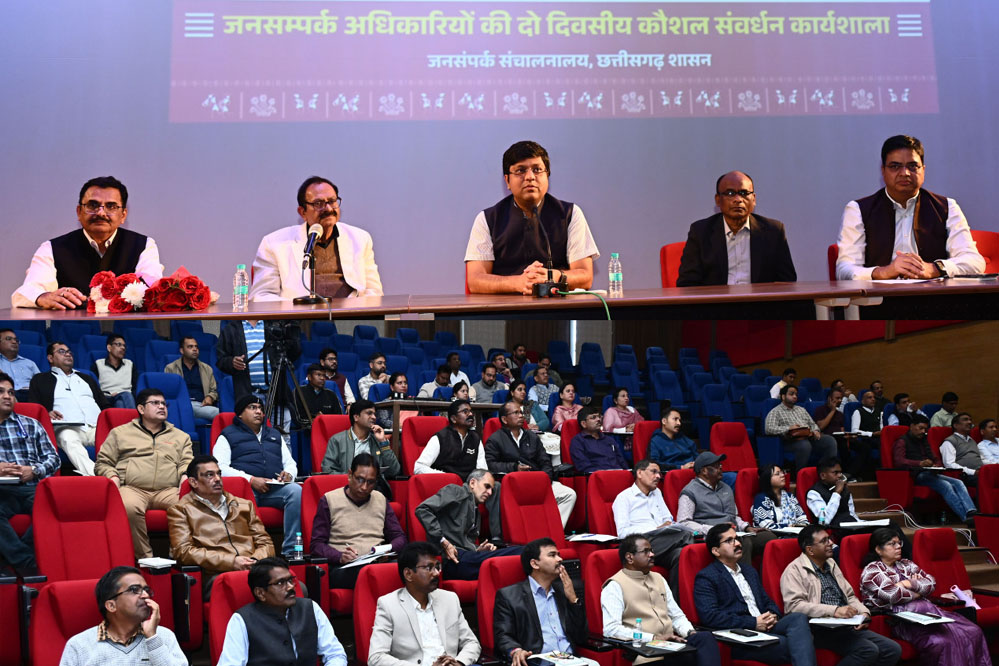 एआई टेक्नालॉजी के उपयोग से कम एफर्ट में होगा ज्यादा काम : आयुक्त डॉ. रवि मित्तल