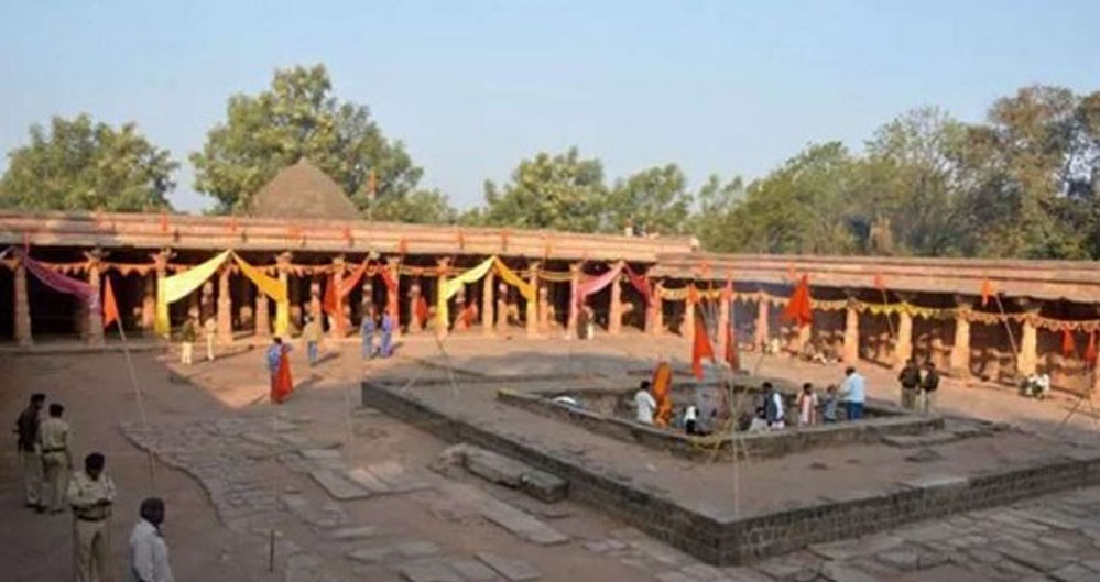 भोजशाला पर तनाव, 23 जनवरी को बसंत पंचमी और जुमा एक साथ, धार में हाई अलर्ट और 8000 सुरक्षा बल