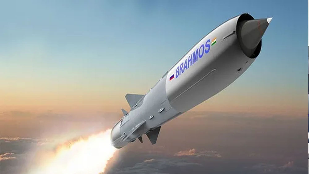 इंडोनेशिया का रक्षा पैंतरा: भारत से ब्रह्मोस और पाकिस्तान से JF-17, मुस्लिम देशों में डिमांड में तेजी