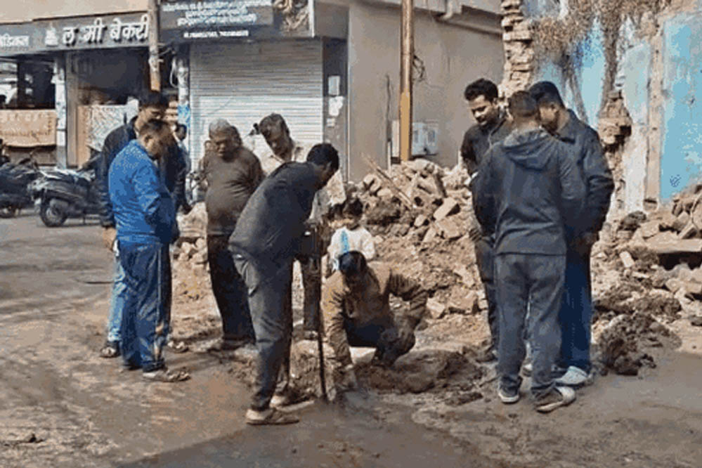 इंदौर में दूषित पानी का कहर, 17वीं मौत—भागीरथपुरा में 9416 की जांच, 20 नए मरीज मिले, हाईकोर्ट में पेश होगी रिपोर्ट