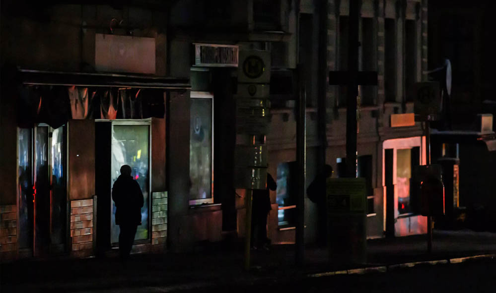 जर्मनी की राजधानी बर्लिन में बिजली संकट: चार दिन से हजारों घरों में अंधेरा