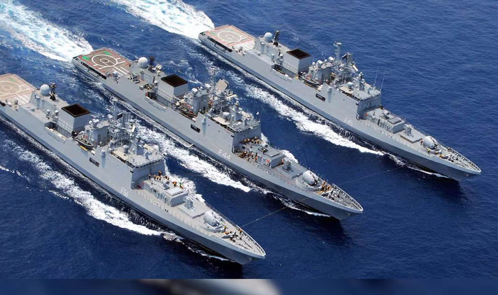19 नए युद्धपोतों के साथ नौसेना मजबूत, चीन की चुनौती पर भारत का जवाब