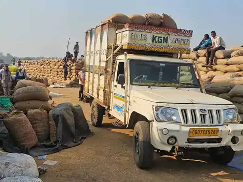 राजनांदगांव में डेढ़ करोड़ की अवैध धान जब्त