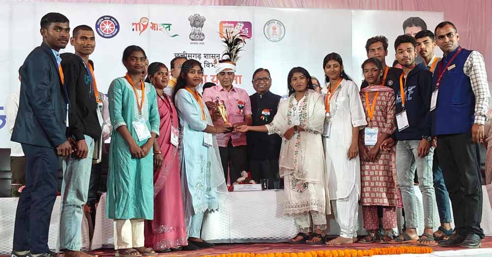 सेवा, अनुशासन और संस्कार का संदेश, डीके कॉलेज में राज्य स्तरीय एनएसएस शिविर संपन्न