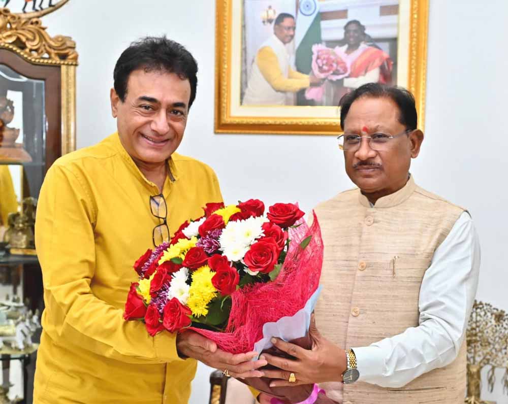 मुख्यमंत्री विष्णुदेव साय के साथ नीतिश भारद्वाज की सौजन्य मुलाकात, कई मुद्दों पर हुई चर्चा