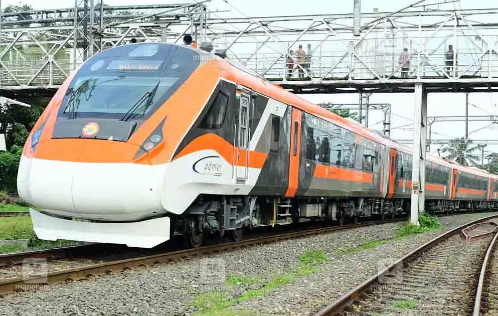 रेलवे की बंपर कमाई: वंदे भारत स्लीपर के पहले सफर में ही हाउसफुल, टिकट 24 घंटे में बिके